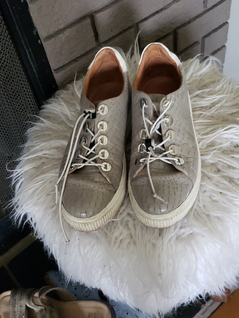 Woven-Texture Platform Sneakers in Taupe
